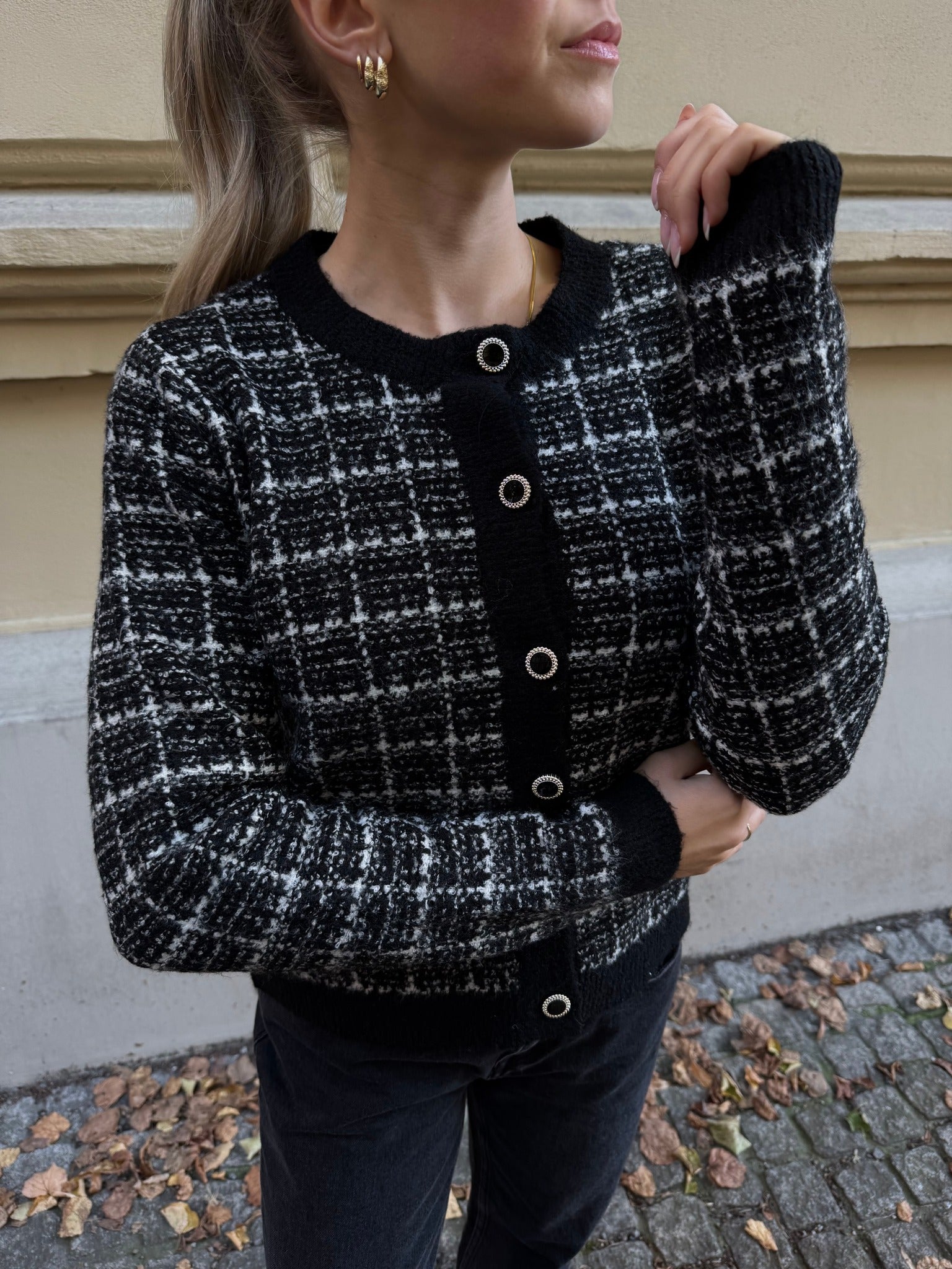 VIAUDREY Knit Cardigan - Black